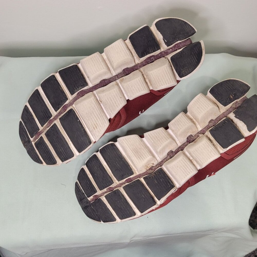 On Cloud Women's Ruby/White Running Size 7 - image 5